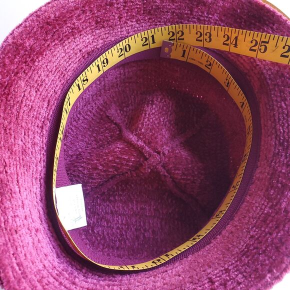 Vintage Charter Club Bucket Hat Chenille Raspberry Red Dark Rose 21.5 inch Band - Picture 3 of 9